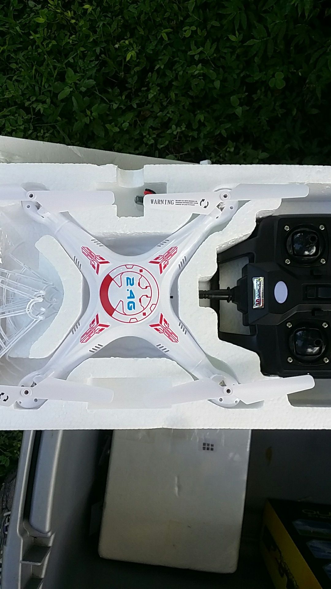 Brand new 2.4 GHz drone