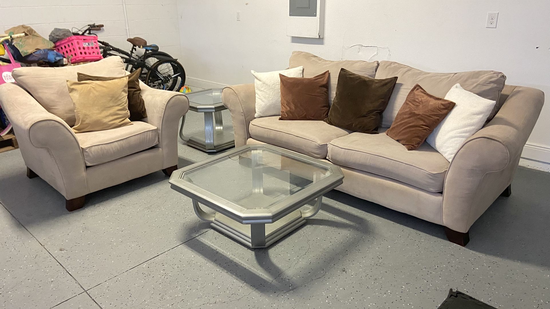 Beige Sofa & Loveseat Set 