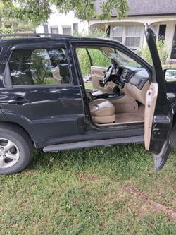 2006 Mazda Tribute