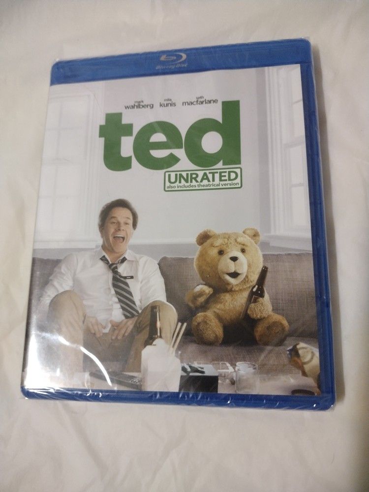 Ted Blu-ray New and Sealed