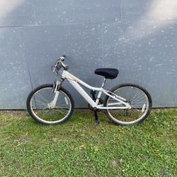 24 Inch Girls Bike