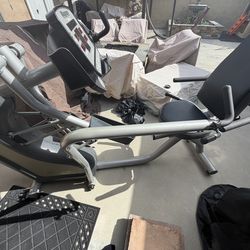 Magnum NexStep  Recumbent Machine