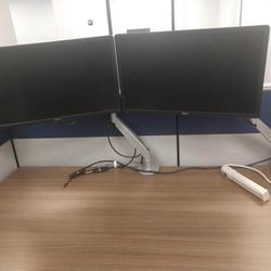 Computer Monitors Dell With Monitor Arms