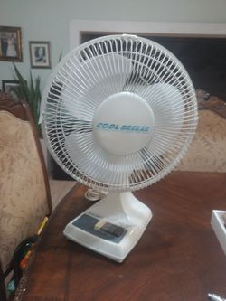 Cool Breeze 12 inch table Fan With  Push  button Speed  Controller  Model CT 12 26 Oscillating 3 Speed