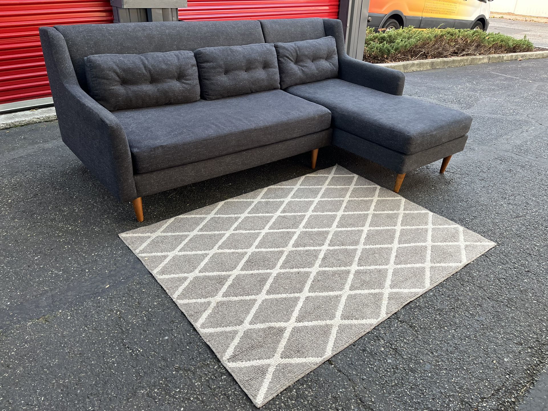 Sectional Couch!! West Elm !! Delivery Available ๐!! Dimensions: 91โ Length x 35โ Height x 38โ Depth ( 62โDepth Chaise)