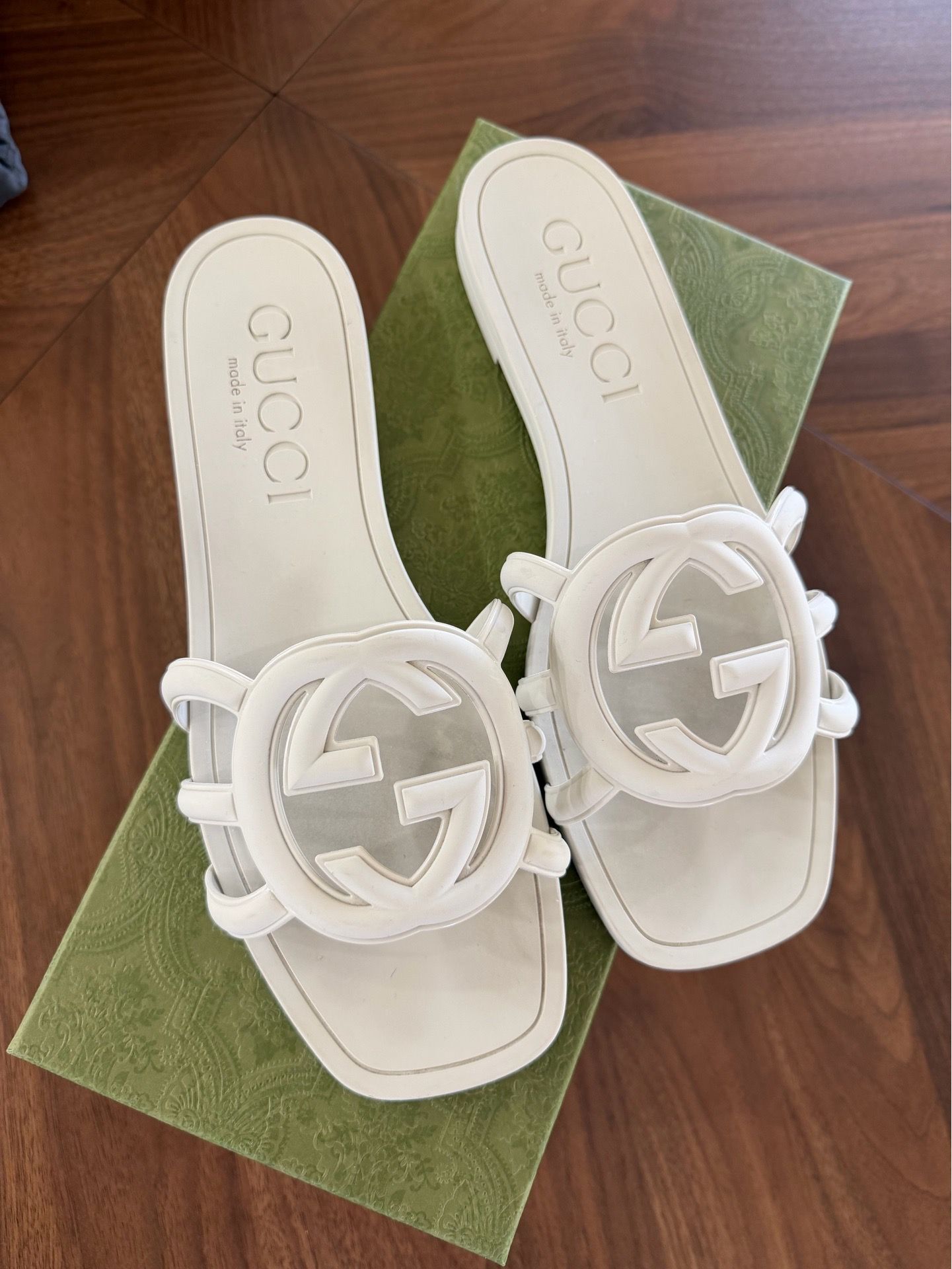 Gucci slides