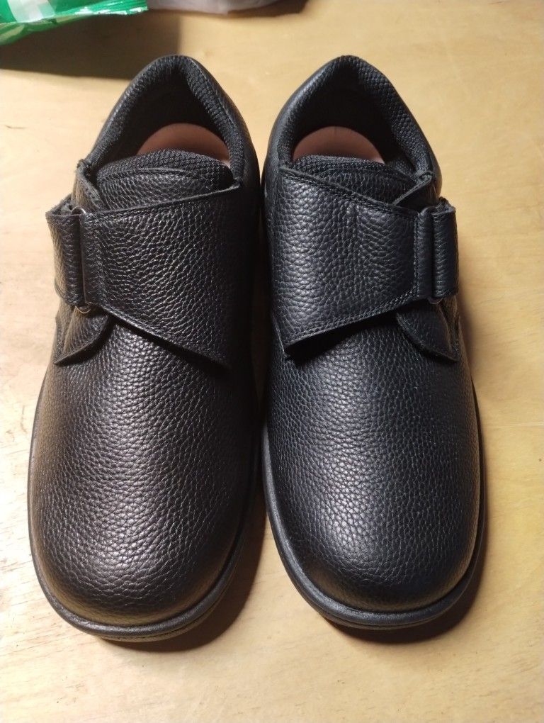 Men's Velcro Shoes