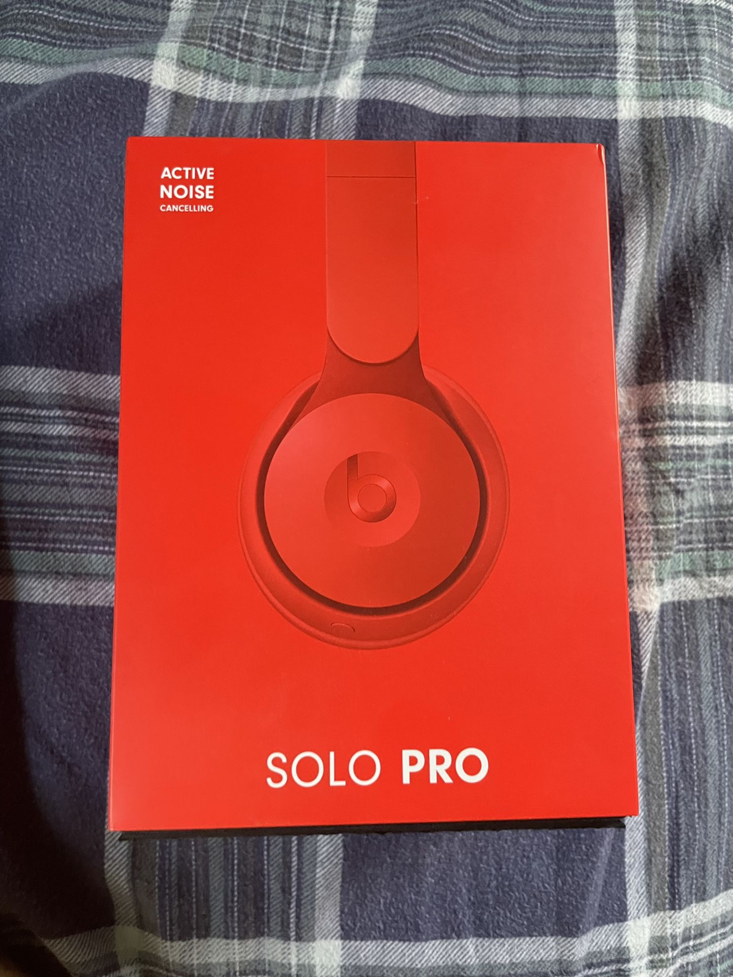 Solo Pro Beats (Red)
