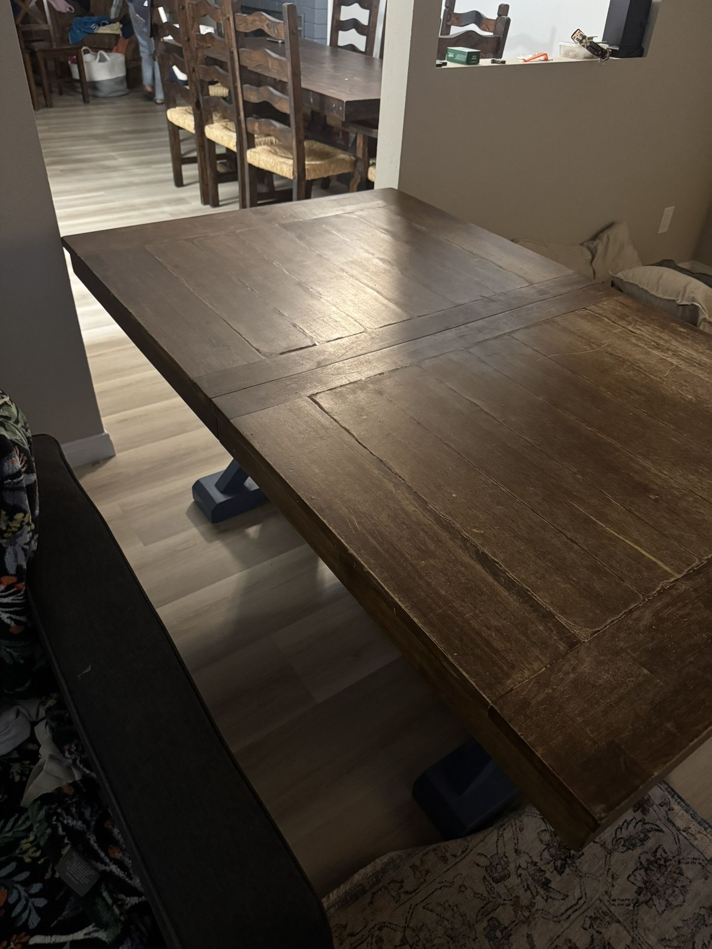 Kitchen Table 4 Chairs