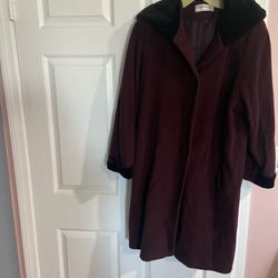 Women’s Wine Coat 