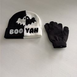 women’s Black-And-White Toboggan And Glove Set
