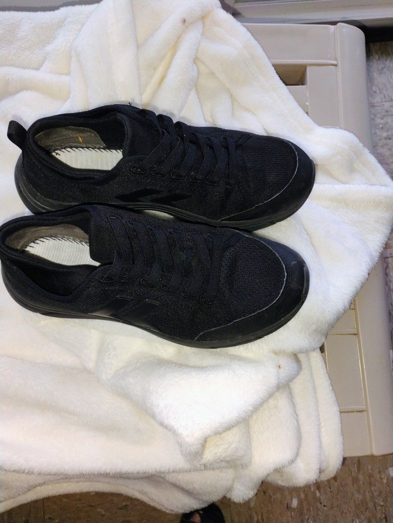 Ladies 8,5. Dr School's Pickup Only Cash 