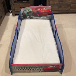 Lightning McQueen Toddler Bed 