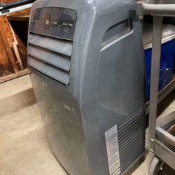 LG Window Air Conditioner Unit (model LP1215GXR)