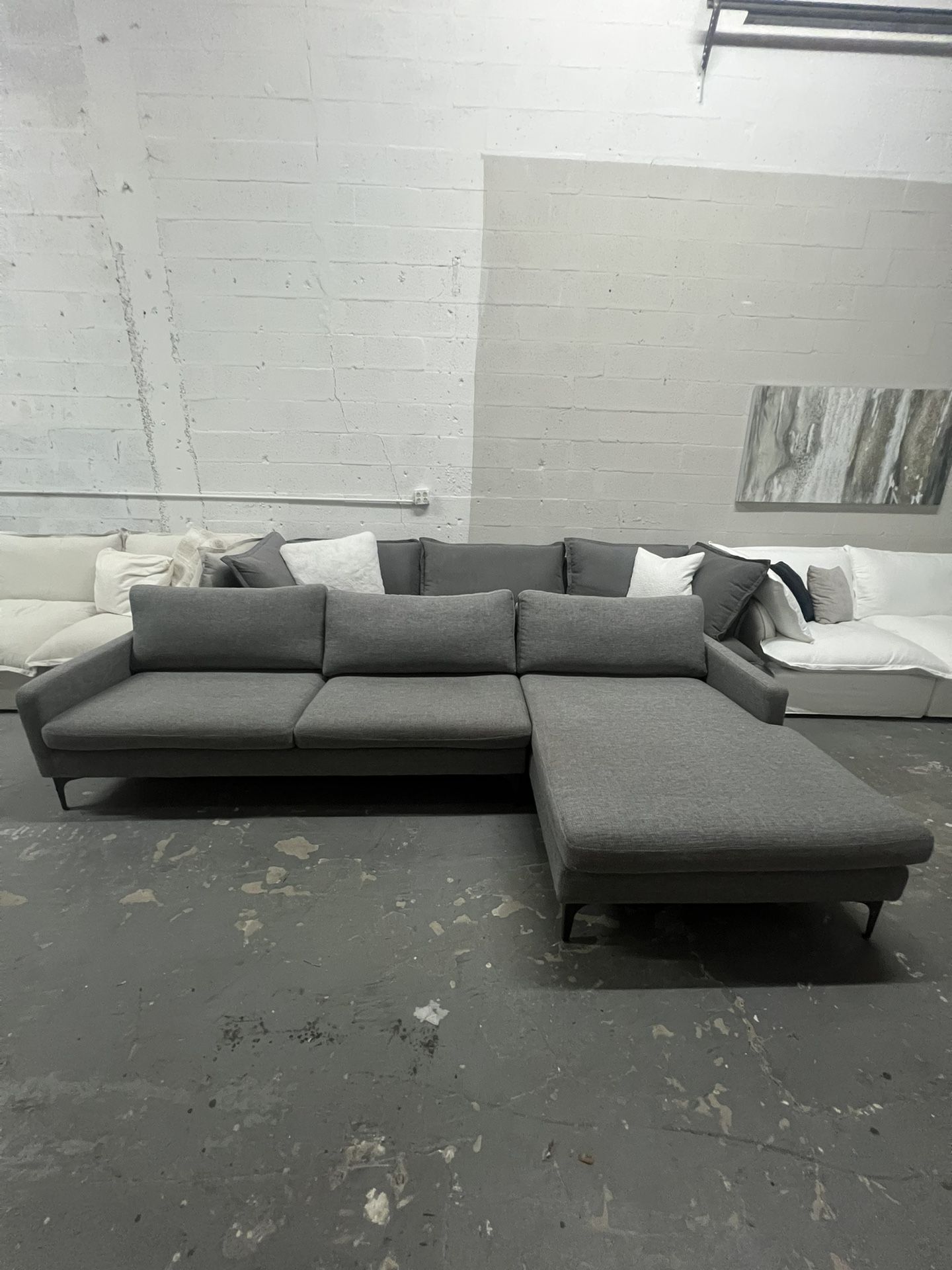 Gray Modern Sectional (Delivery)