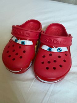 Authentic Lightning McQueen Crocs Kids Size C8 – New Without Tags