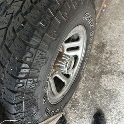 Set Of Tires And Reems 