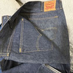 Brand New Levis 501 Size 48x32