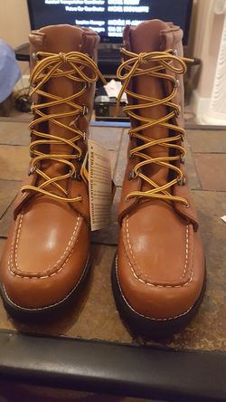 Mens Fin & Feather Boots