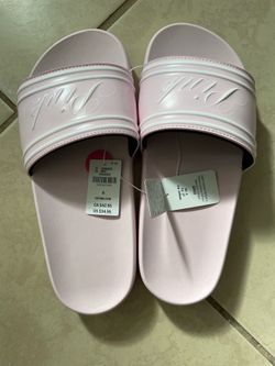 New Victoria’s Secret Pink Slides 🌸 size 6
