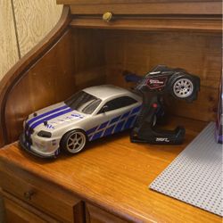 RC Nissan Skyline Drift Car