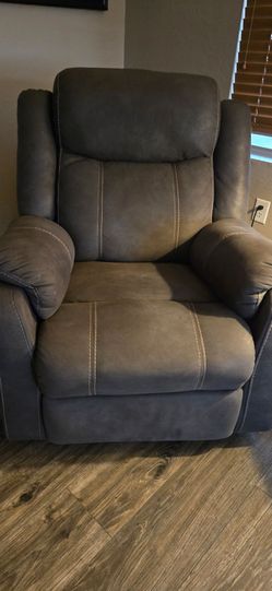 Rocking Recliner- Like new