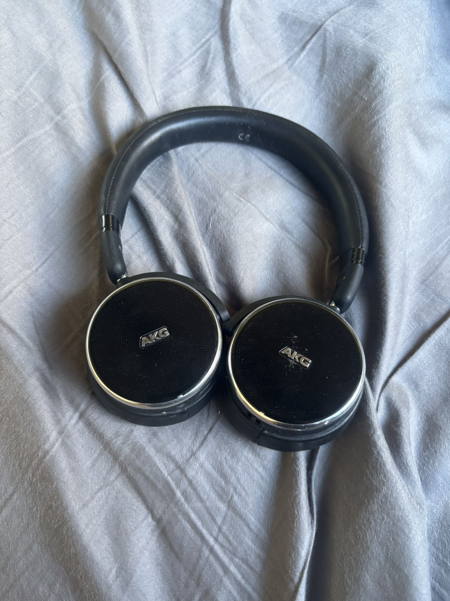 AKG N60nc Headphones