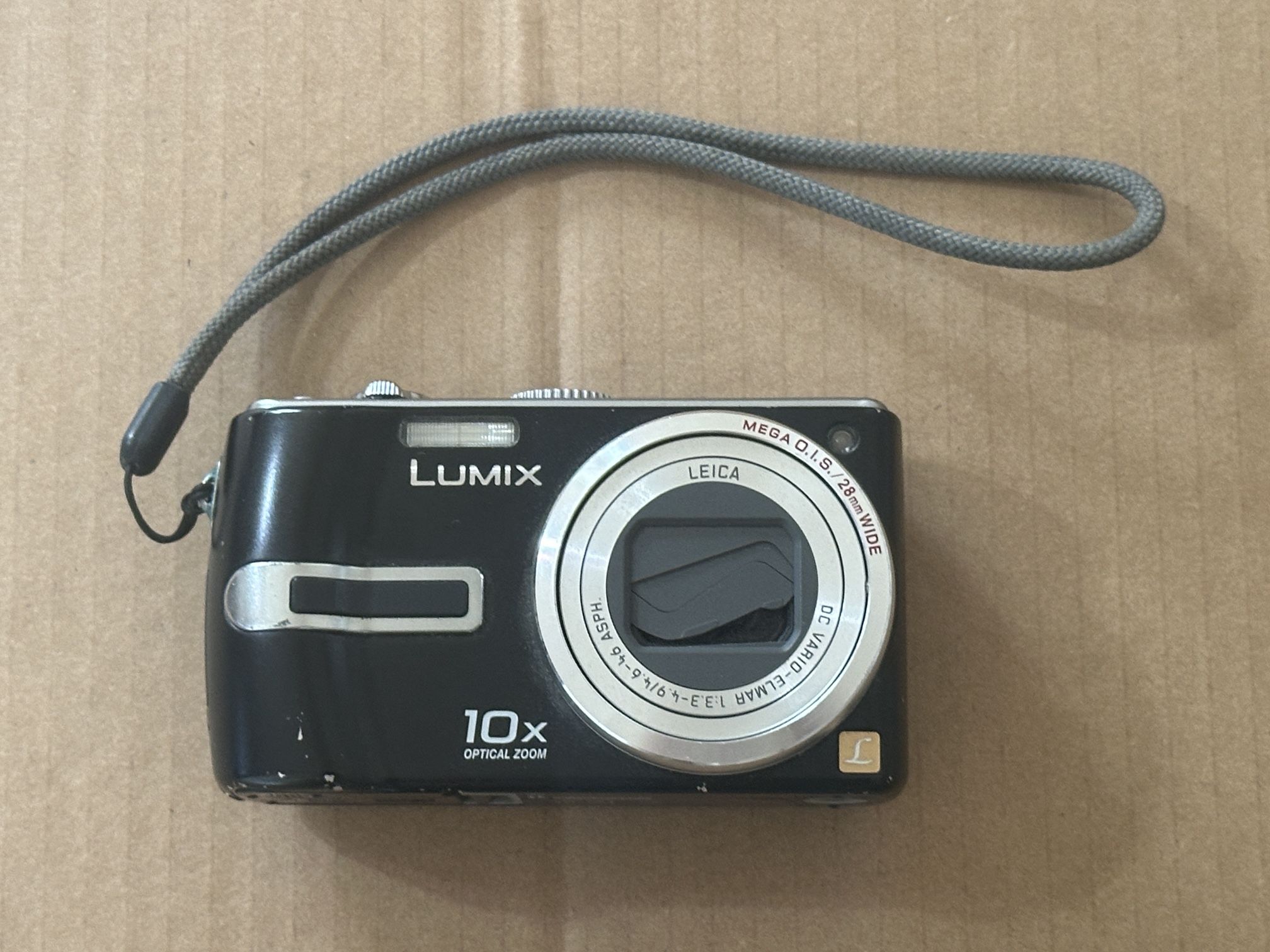 Panasonic LUMIX DMC-TZ3 Digital Camera