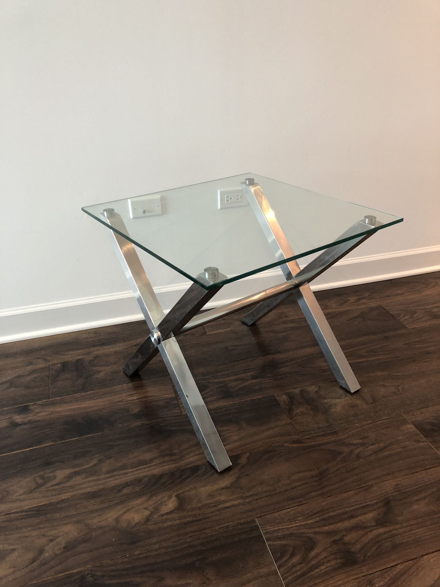 Modern style glass end table