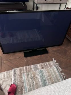 Panasonic viera 65 inches flat screen