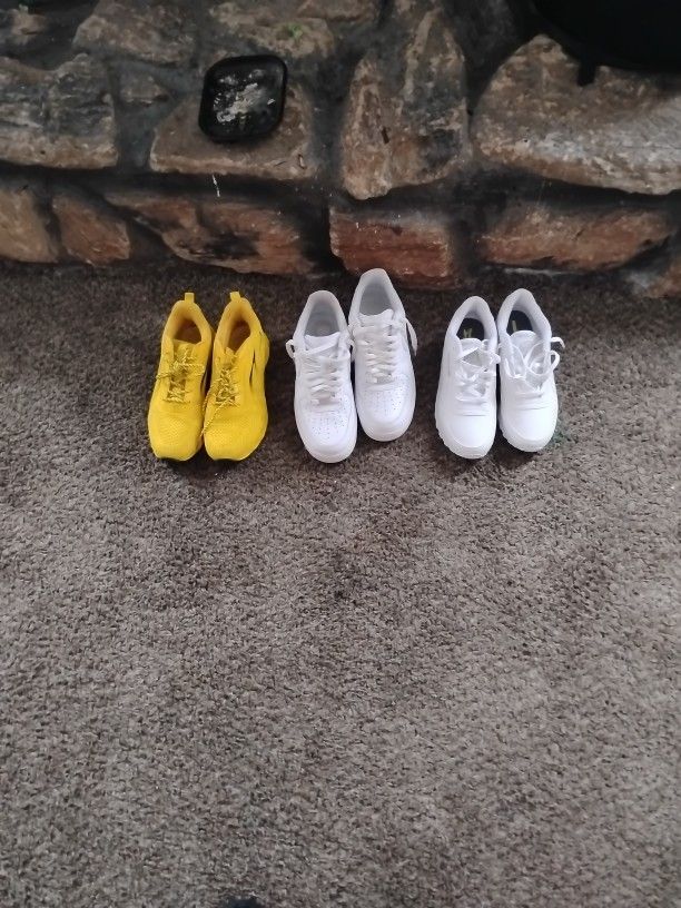 Air Forces And Reebok Shoes