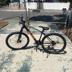 Highland mountain bike 26” 18 speed