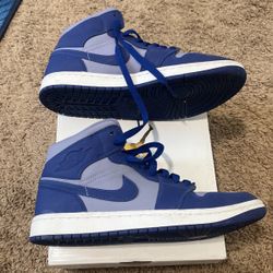 Womens Air Jordan 1 Mid 