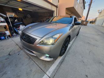 2015 Infiniti Q60