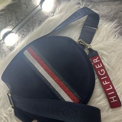 Tommy Hilfiger Purse 