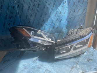 2024 vw atlas headlights used Oem