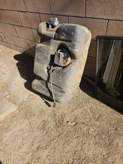 Cherokee fuel tank