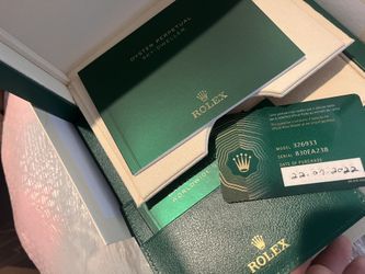 Rolex Box Goes For Over 500 Everywhere Only $300 Here 