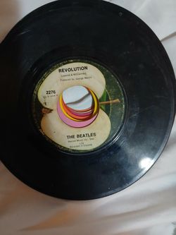 Small Vinyl Records Of The Beatles And Others Asking 5 Each 
