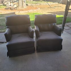 FREE Swivel Rocking Chair ls