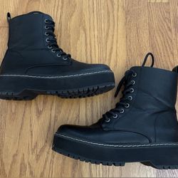 Sincerely Jules Combat Boots Women's 8M Black Side Zip Lace Up Kristy FLAWS SHWN