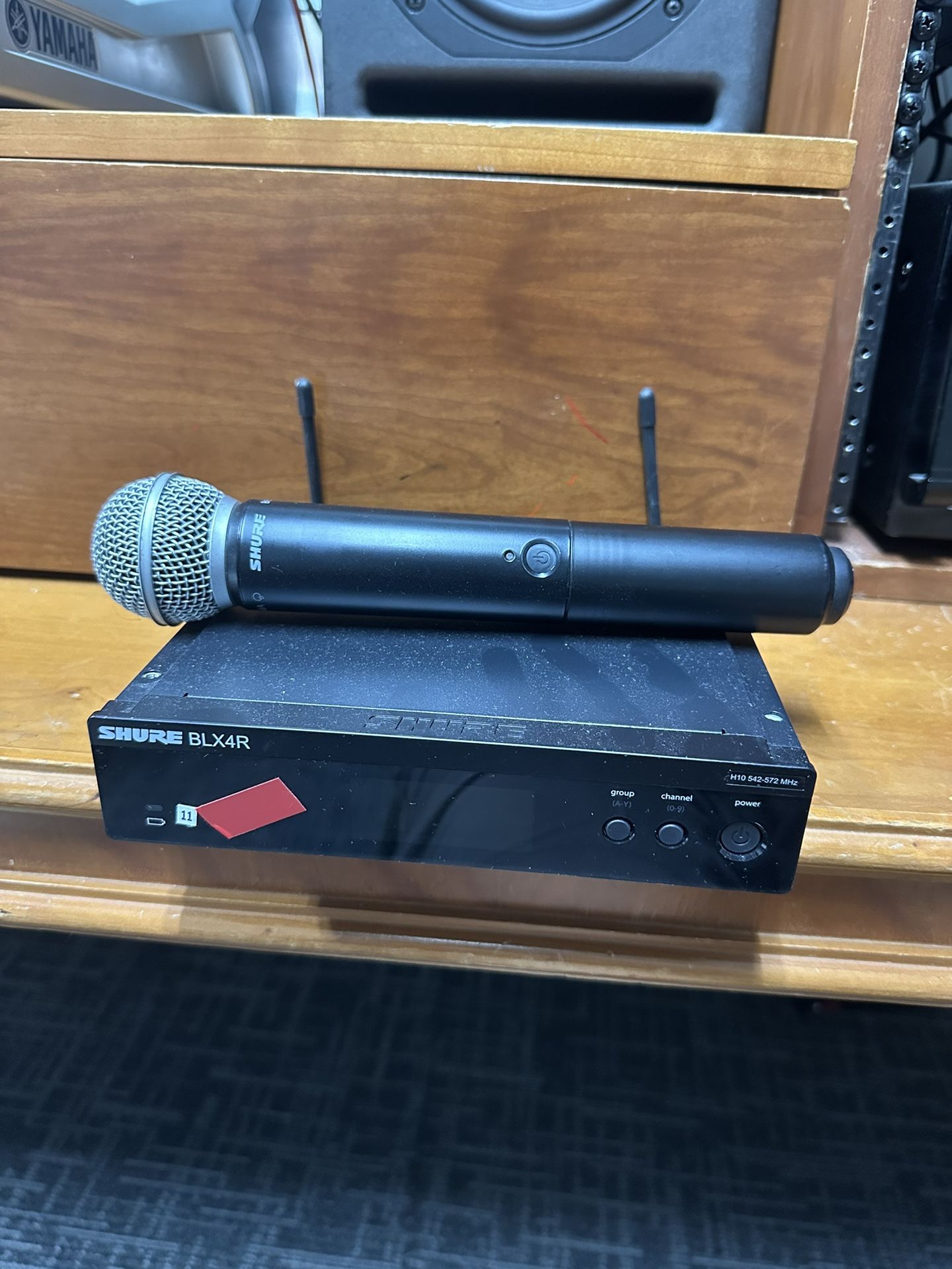 Shure Microphones BLX2/SM58 H9 and H10 band