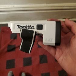 Makita Lxt Light Fits All Makita 18v Batteries