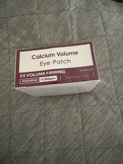 Calcium volume eye patches