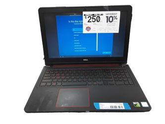 Dell P57f003 Intel Core I5 - 7th Generation 8 Gb 256 Gb Black Laptop