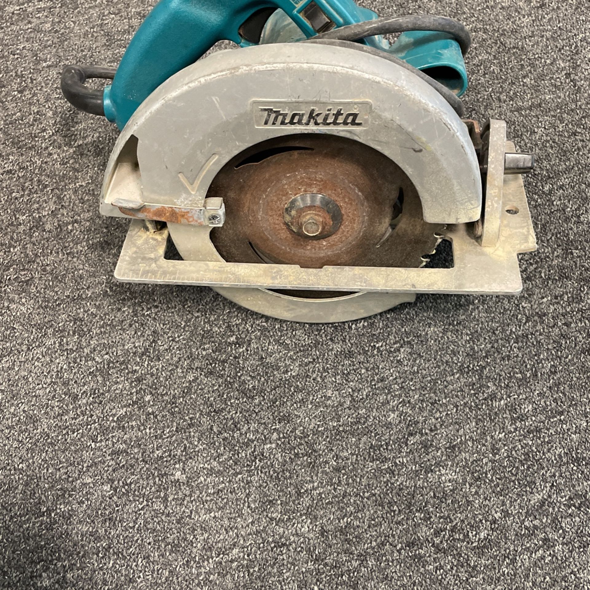Makita Table Saw