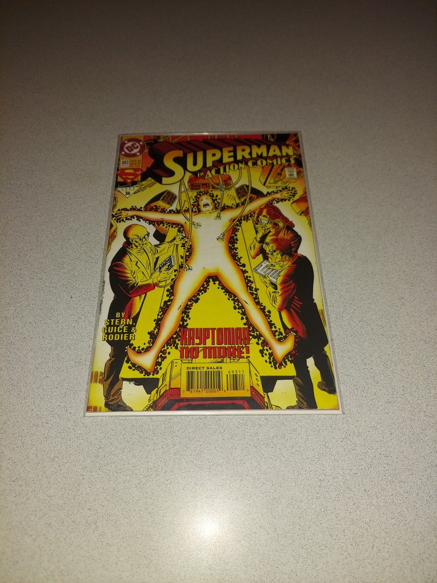 1993 ACTION COMICS #693 BAGGED AND BOARDED