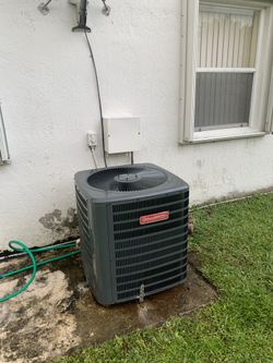 Goodman 3 ton condenser 2 to.