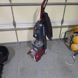 Carpet Cleaner -- Hoover PowerScrub Deluxe