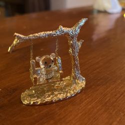 E189 Vintage 1987 Spoontiques Crystal Teddy Bear On A Swing Gold Tone Pewter 